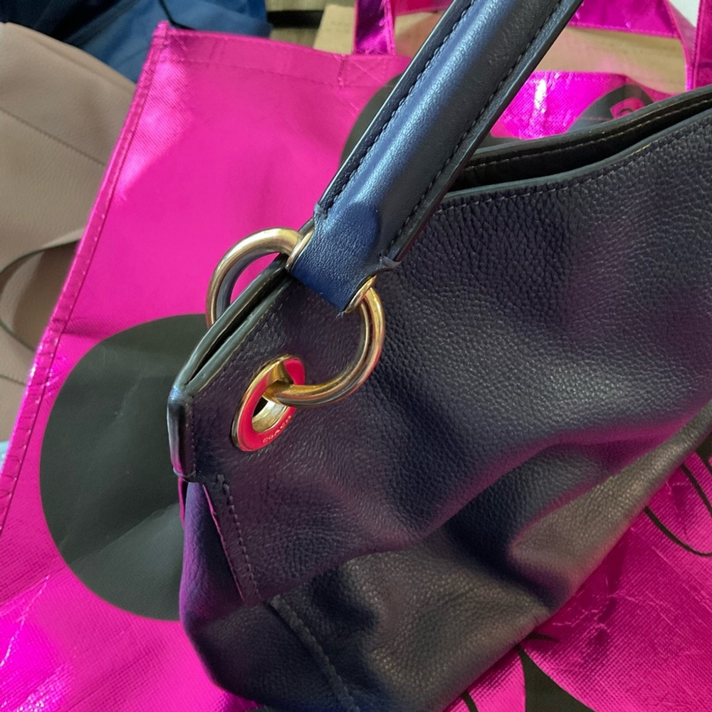 Coach Pebble Leather Clarkson Hobo Navy Blue Shoulder/Crossbody Bag Aprox 10x15 - Picture 8 of 12